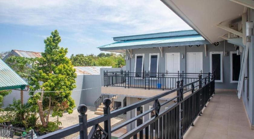 Spot On 2063 Bethania Residence Kupang  Exterior photo