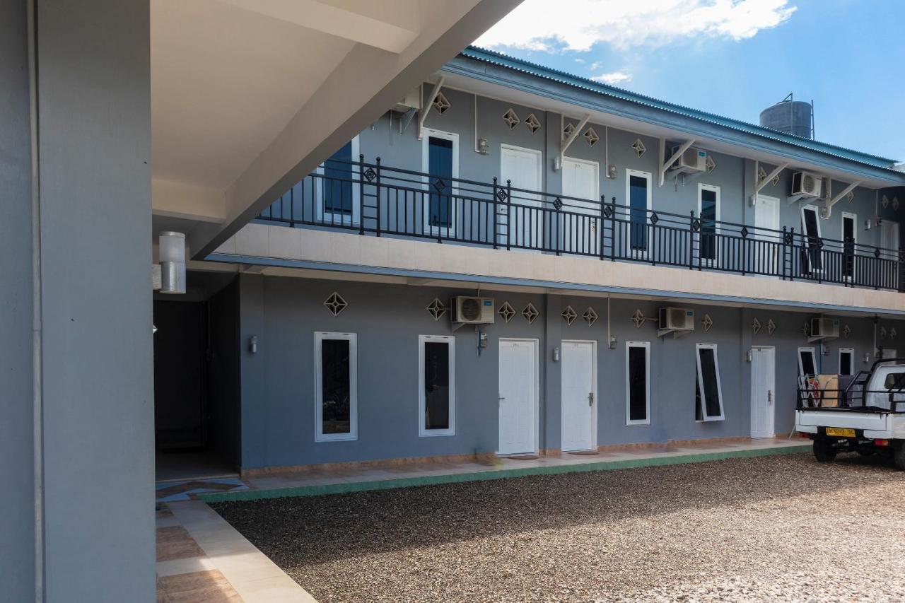 Spot On 2063 Bethania Residence Kupang  Exterior photo